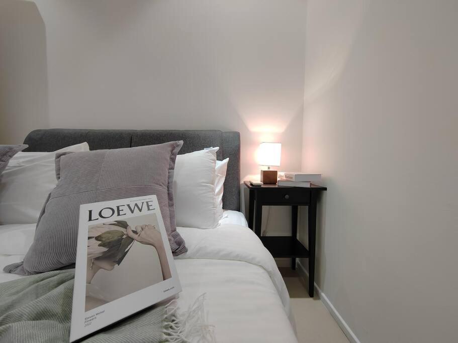 Arcoris Mont Kiara 18# Sunway 163 Mall# 1 Mont Kiara # 2 BR with Balcony 2-4 Pax