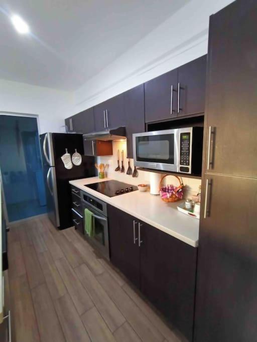 Great for Families/Work/Medical - 2Br Condo A/C