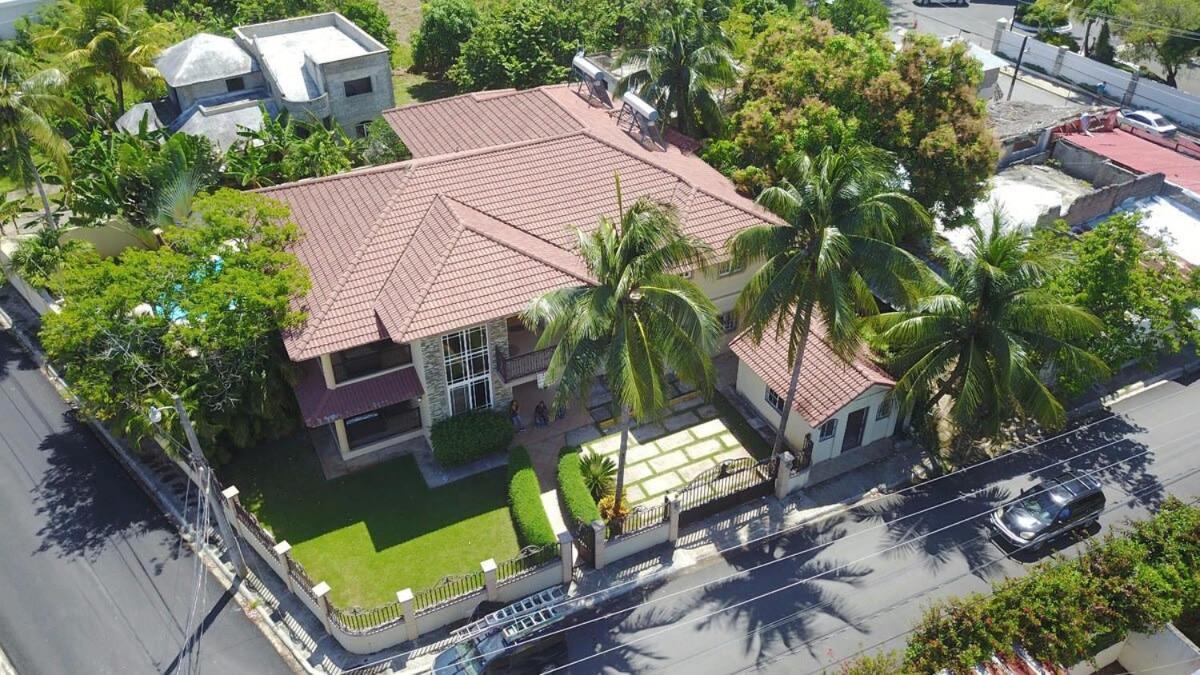 Luxe Comfort 8 Bedroom Villa with Private Pool & Entertainment, photo 50