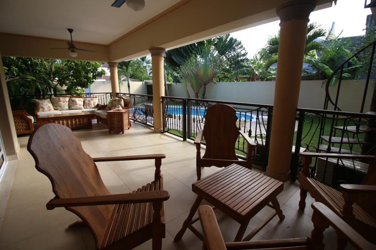 Luxe Comfort 8 Bedroom Villa with Private Pool & Entertainment