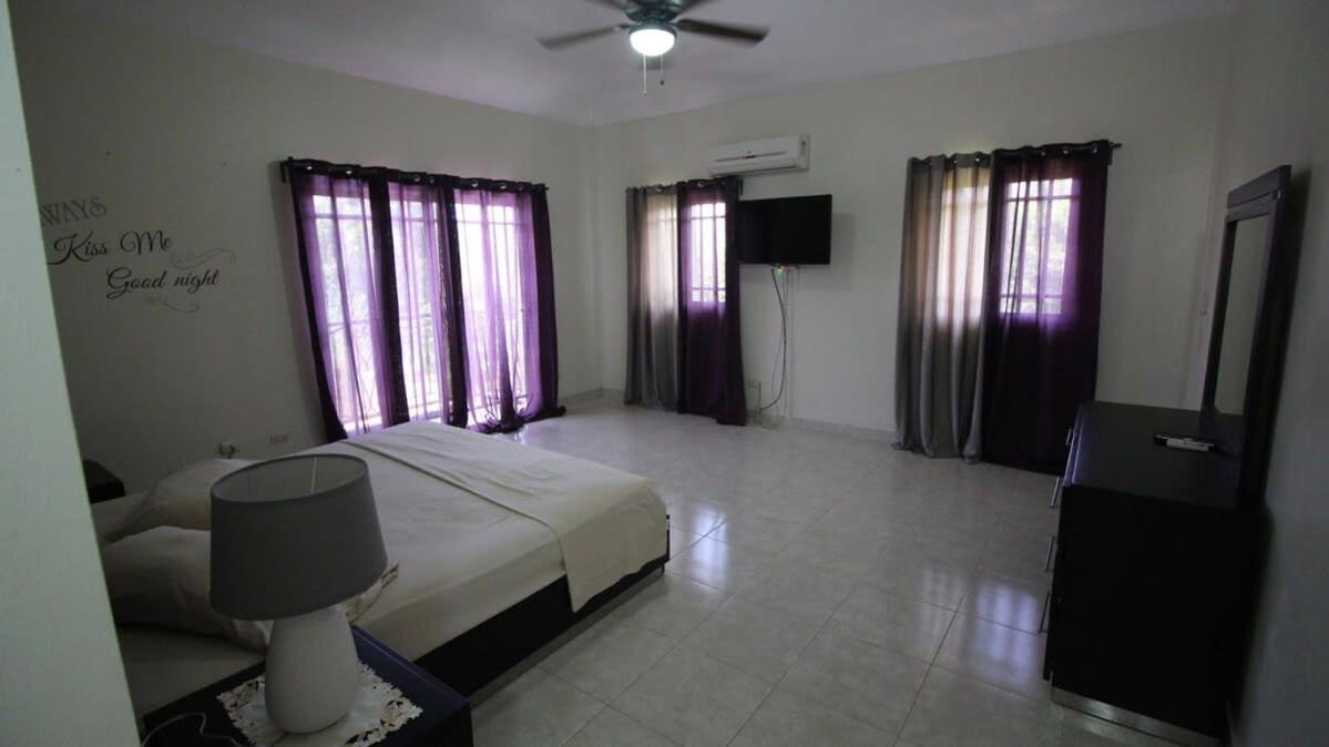 Luxe Comfort 8 Bedroom Villa with Private Pool & Entertainment, photo 25