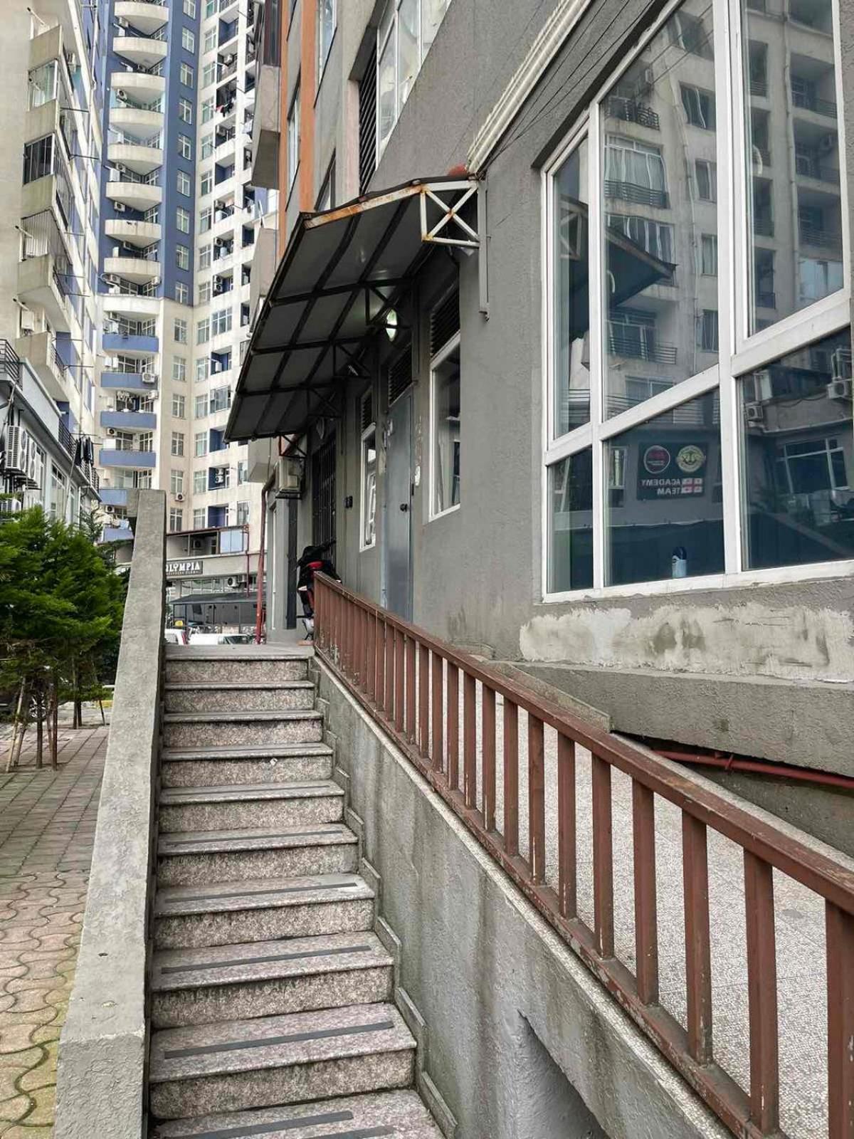 Sunny apartment in the heart of Batumi view 3