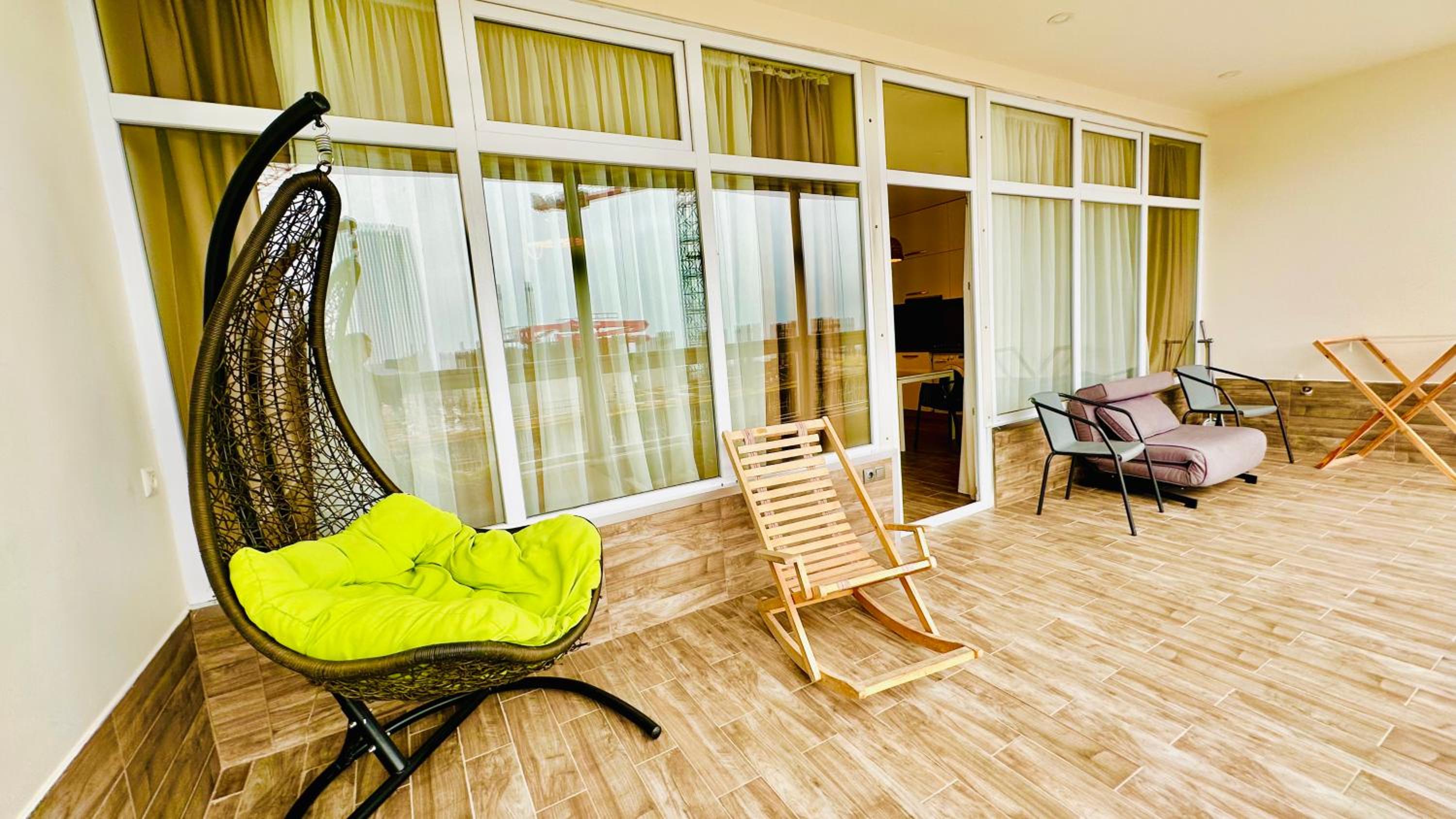 Magnolia Apartment With Terrace