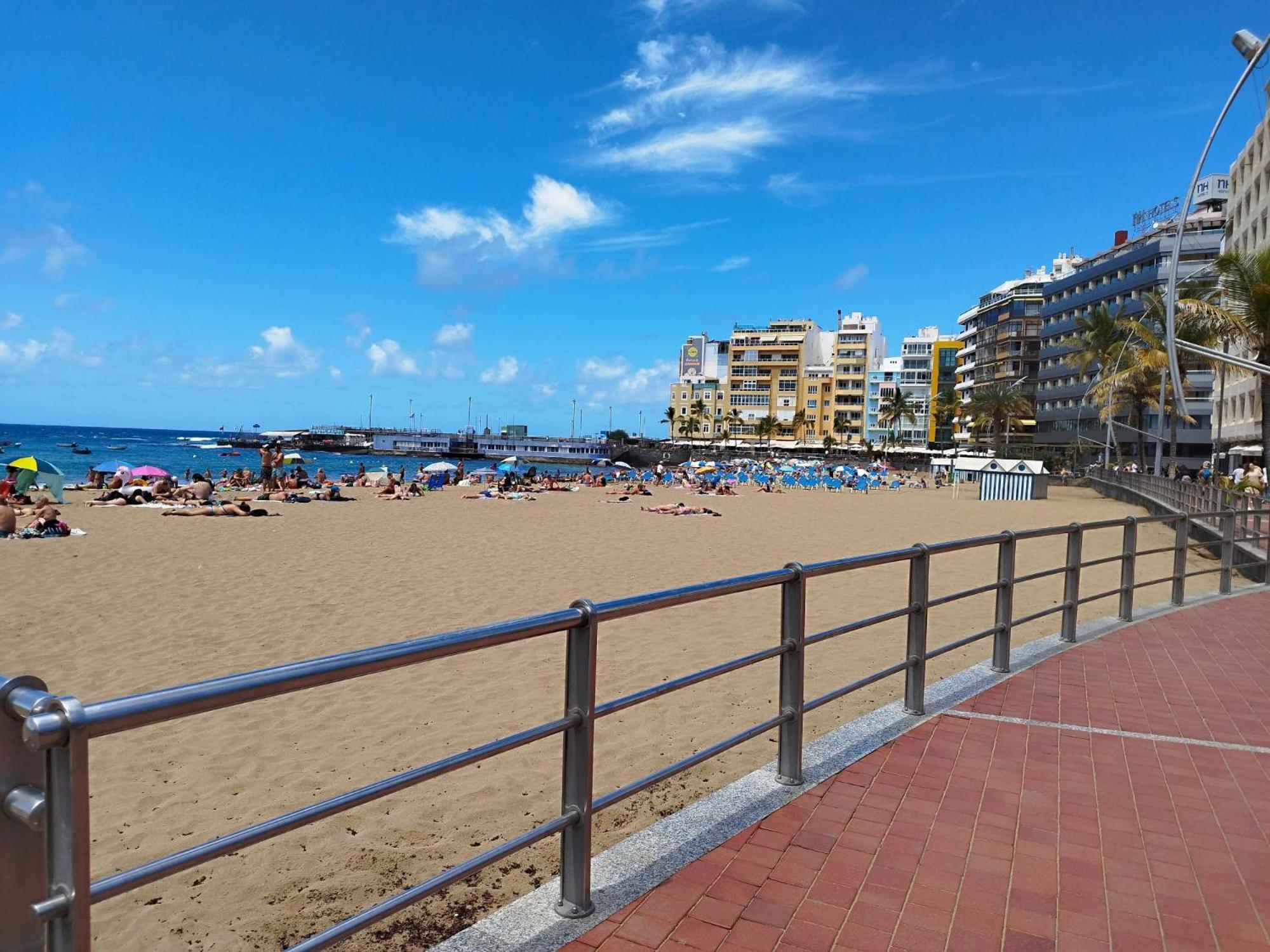 MAND CANTERAS