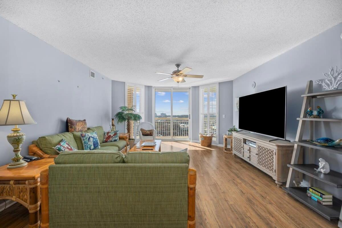 Harbor Pointe Coastal Getaway