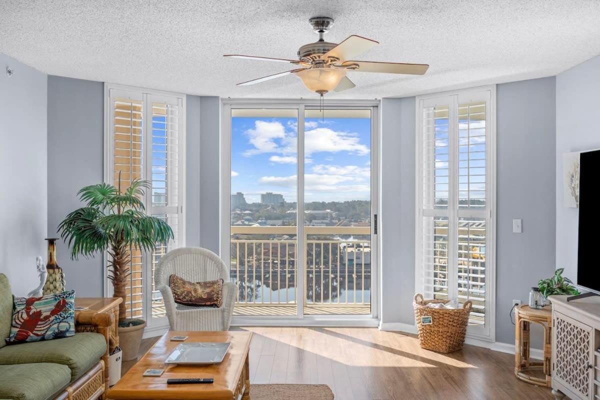 Harbor Pointe Coastal Getaway