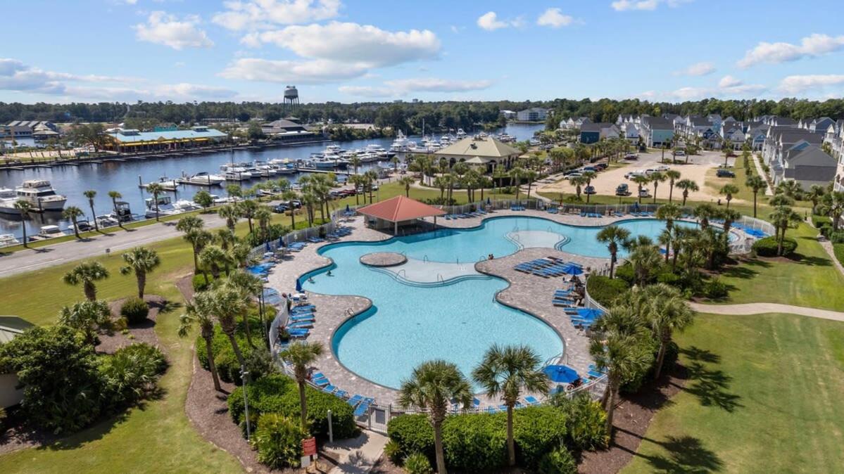 Harbor Pointe Coastal Getaway