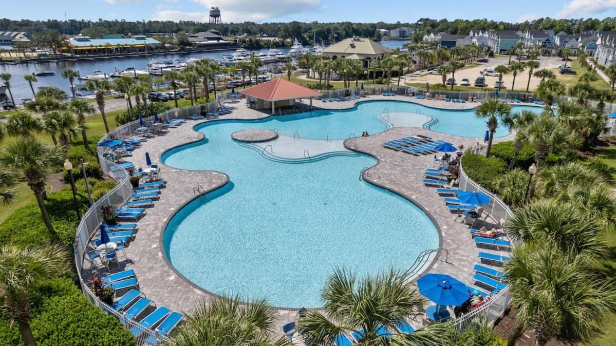 Harbor Pointe Coastal Getaway
