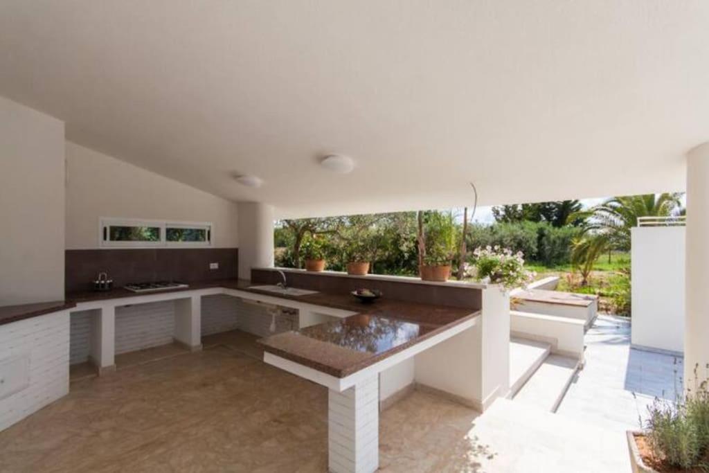 Villa delle Sterlizie con piscina e jacuzzi by Le Dhome Sicily view 4