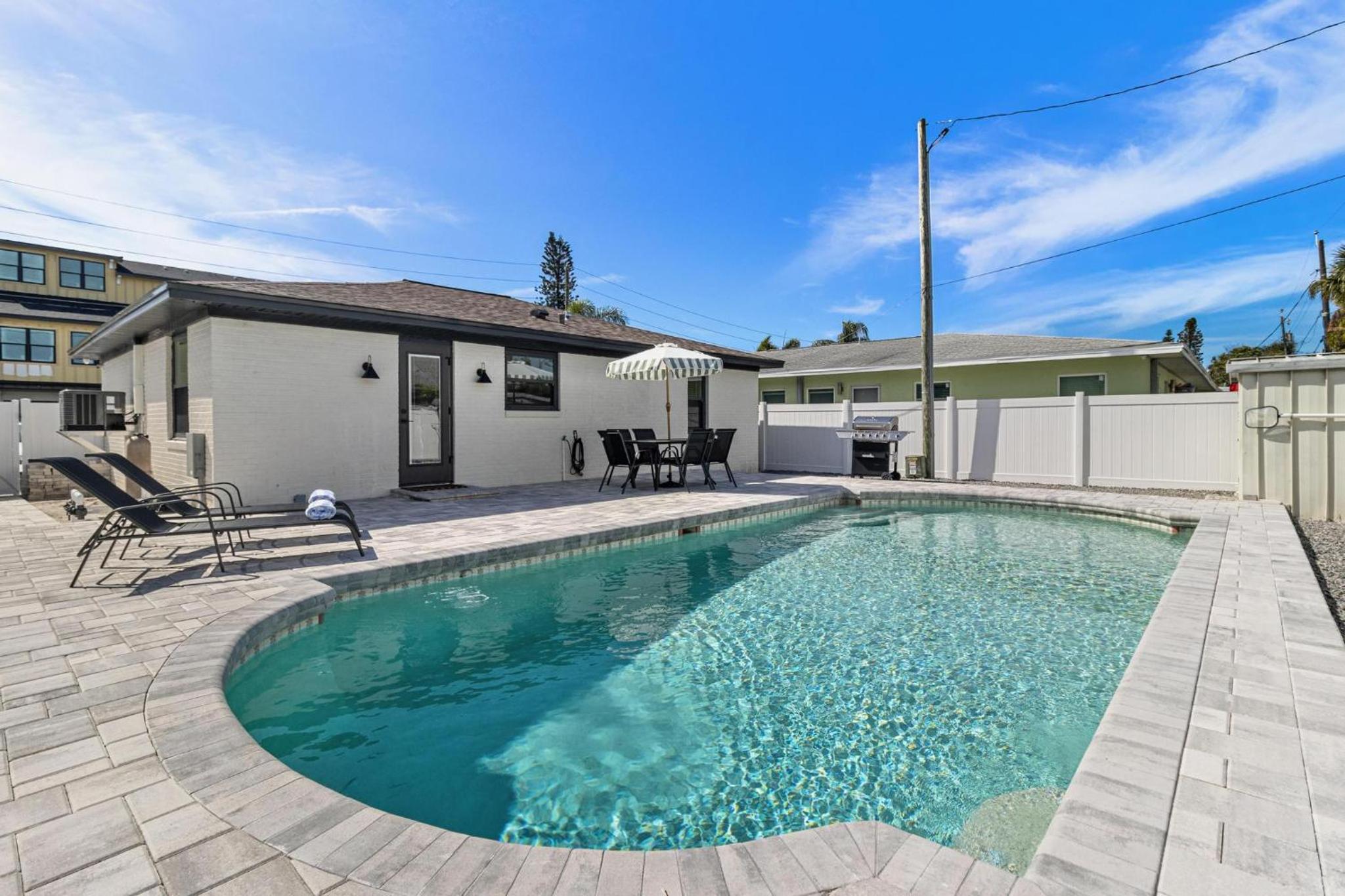 Madeira Beach House Fall Special! Private Heated Pool & Steps to Beach! view 2