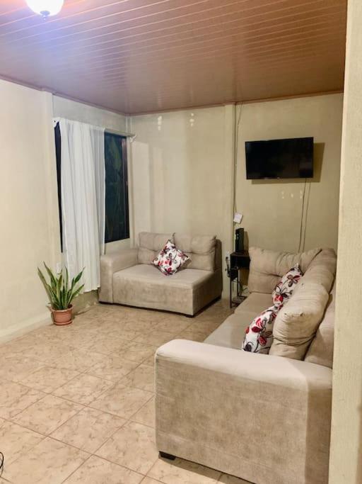 Casita Heliconia