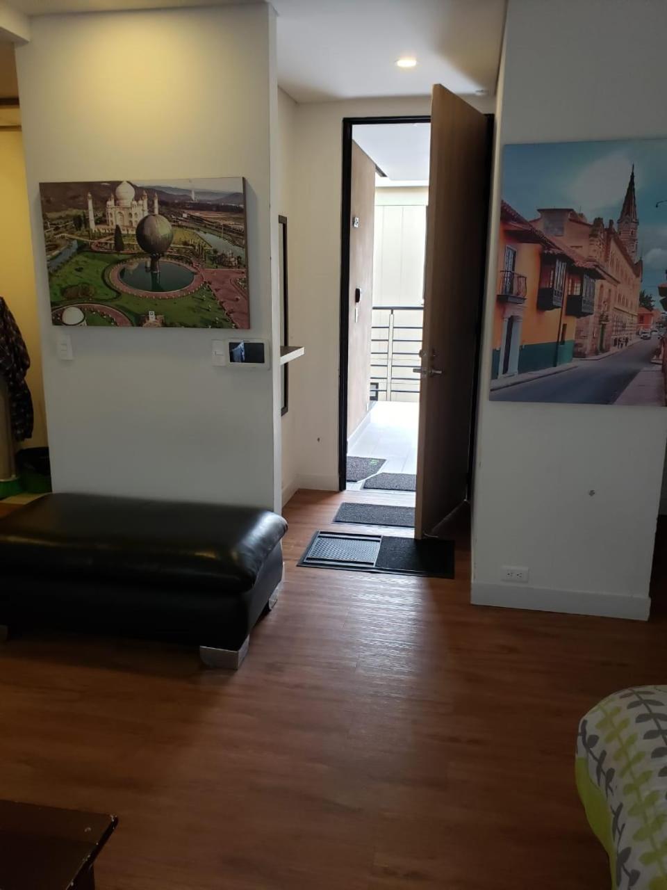 casa intaglio