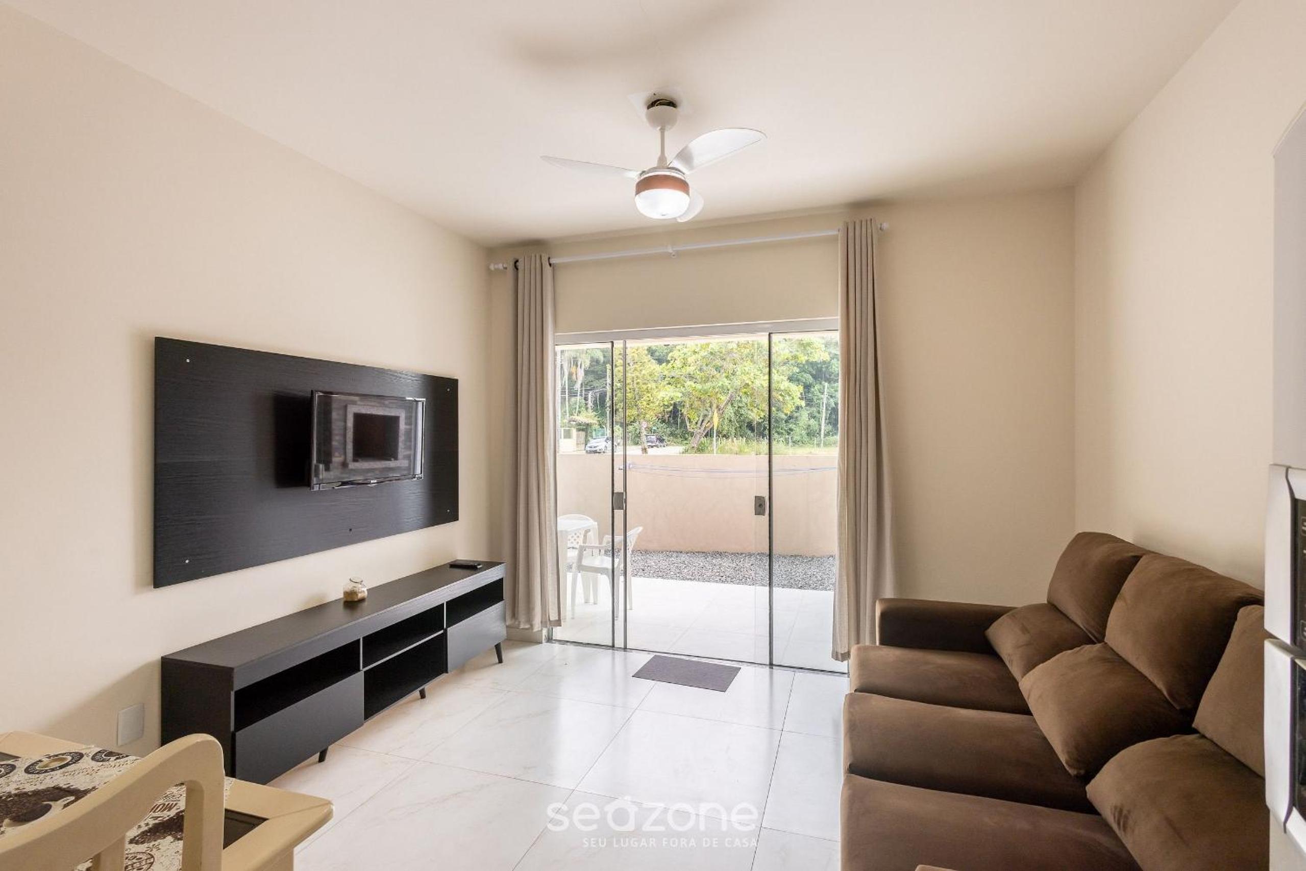 RHE’s - Apt 2 min from the beach in Bombinhas