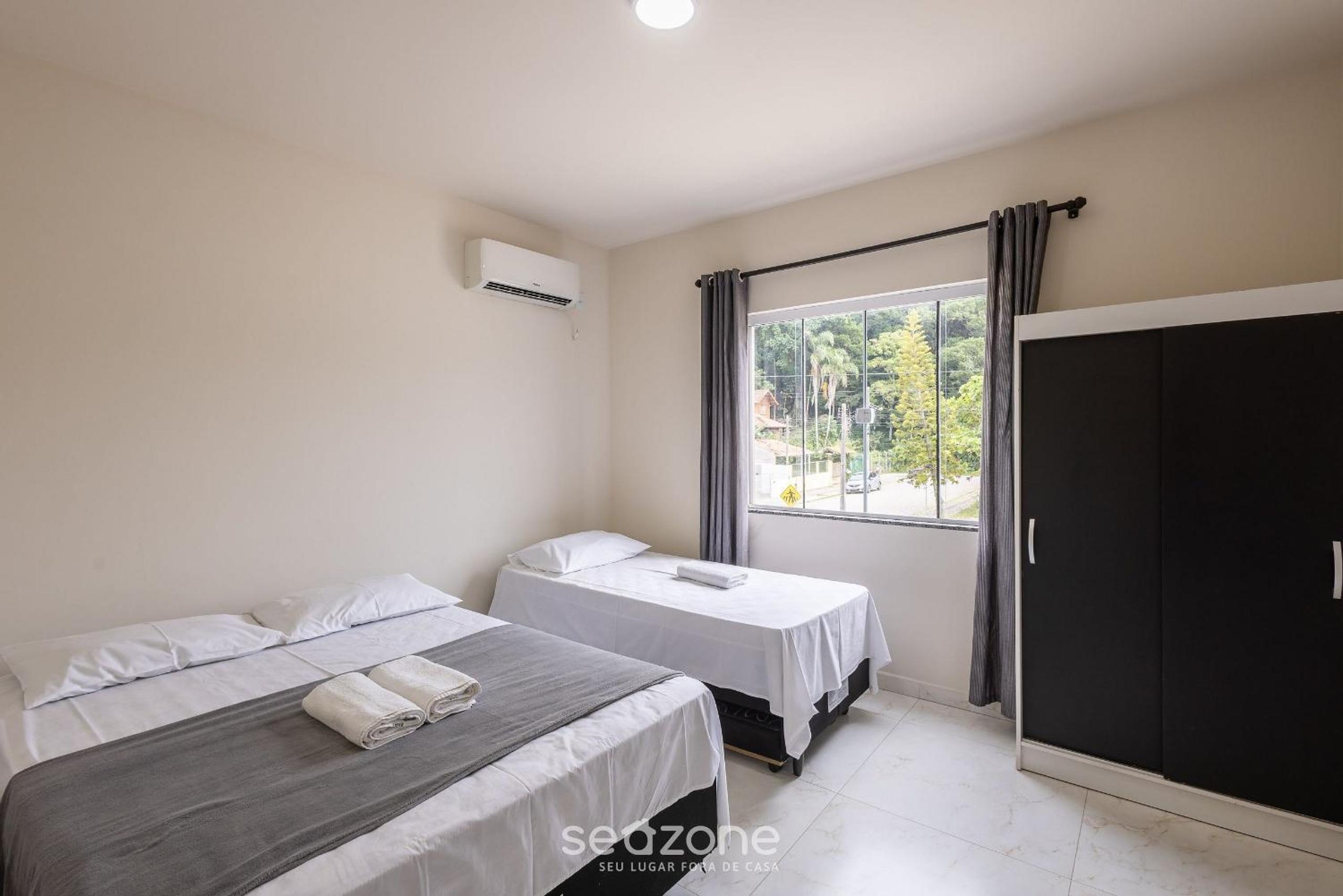 RHE’s - Apt 2 min from the beach in Bombinhas