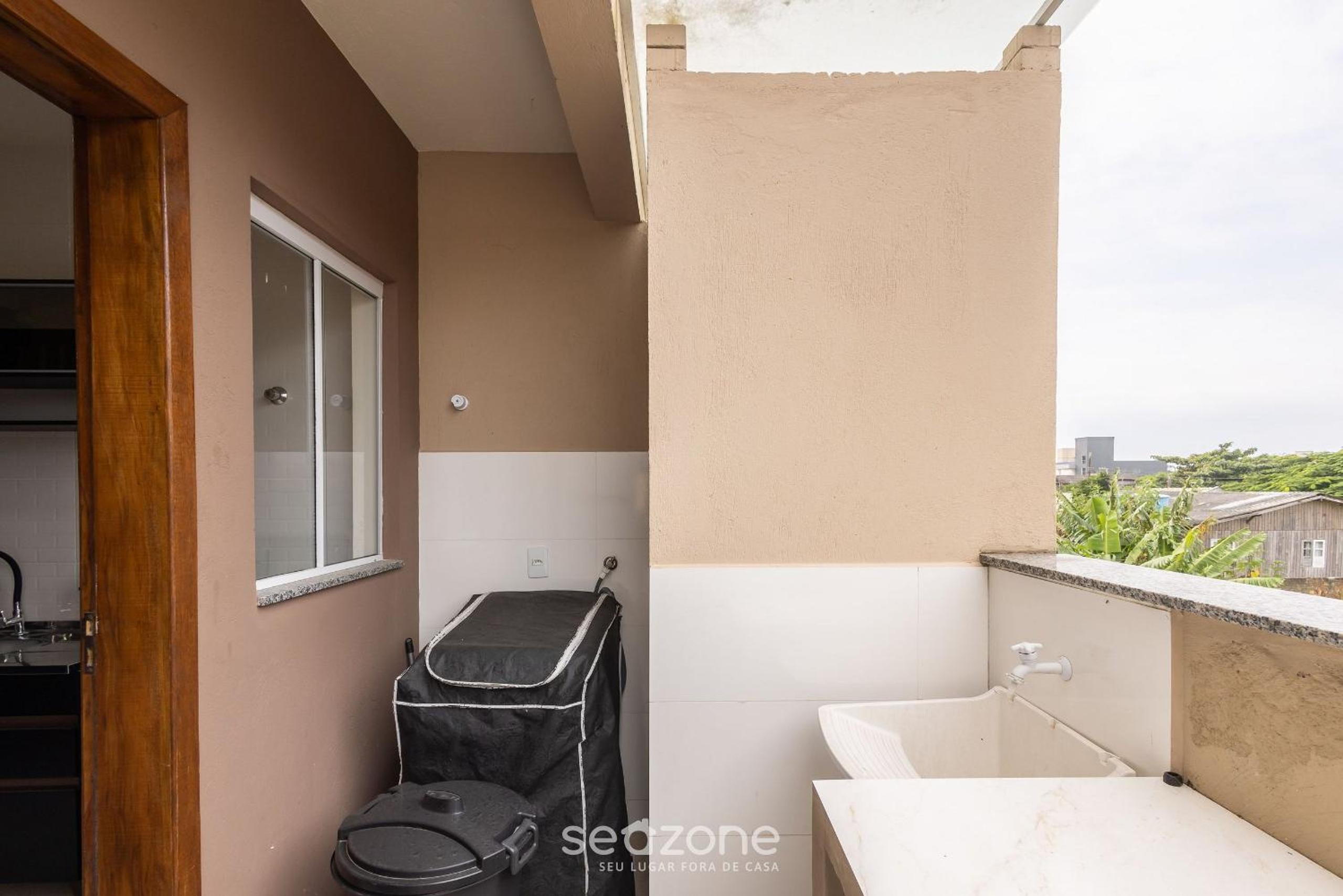 RHE’s - Apt 2 min from the beach in Bombinhas