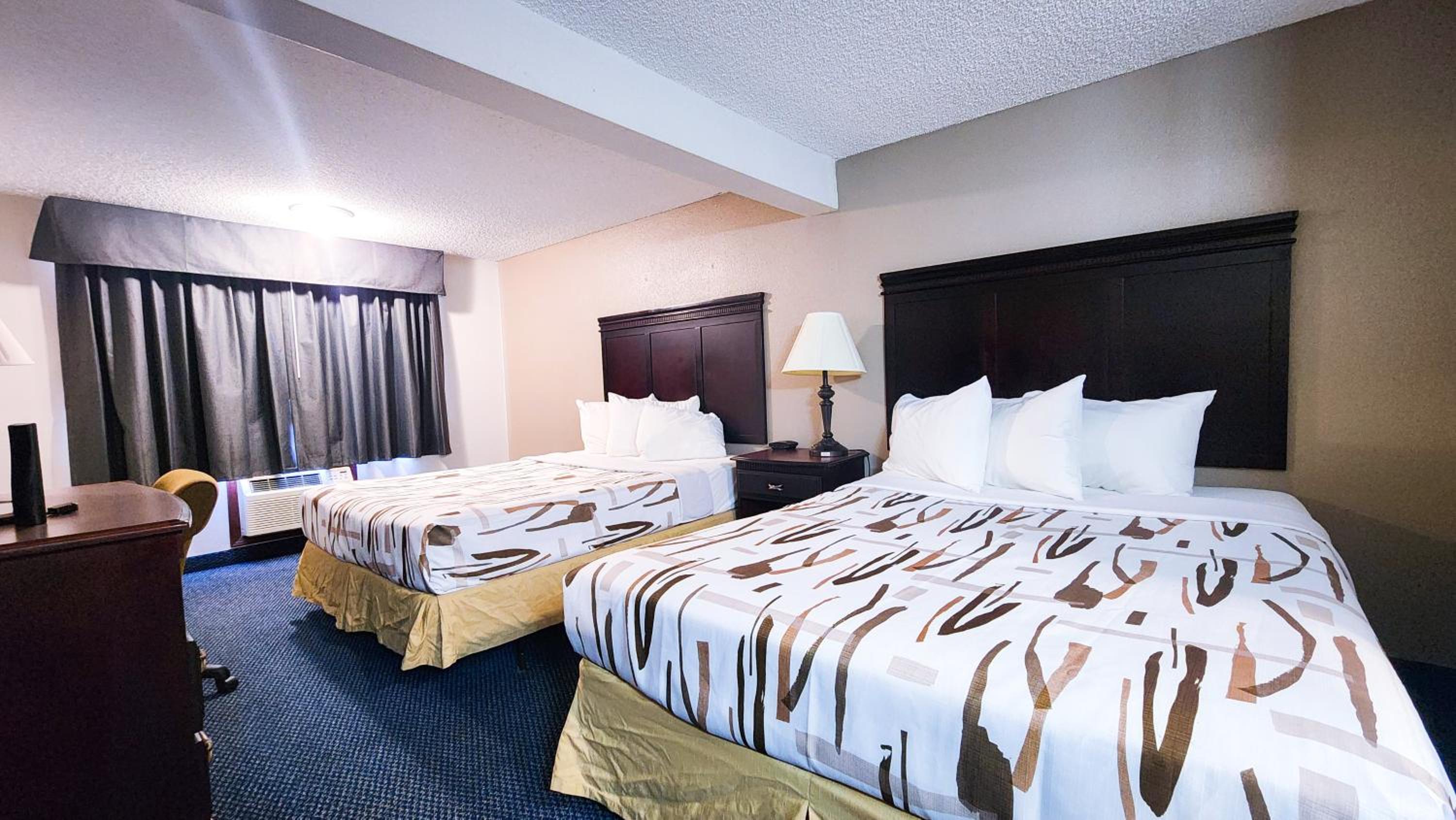 Helena Vacations - Rodeway Inn - Property Image 8