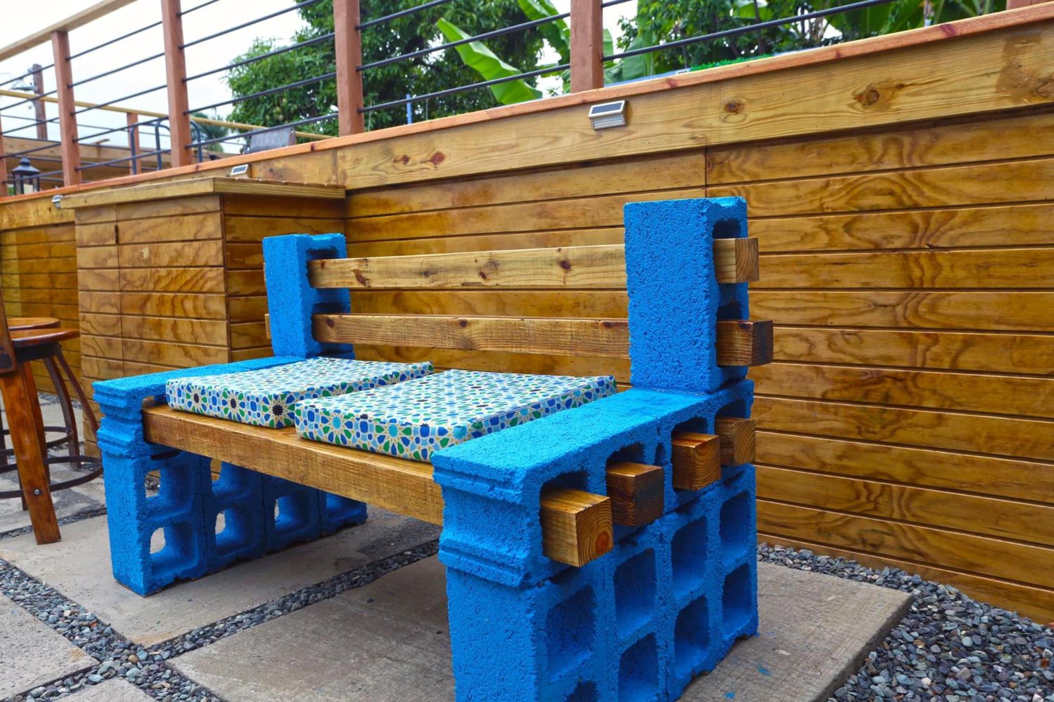 Private 1-Bedroom Villa with Pool & View in Kingston