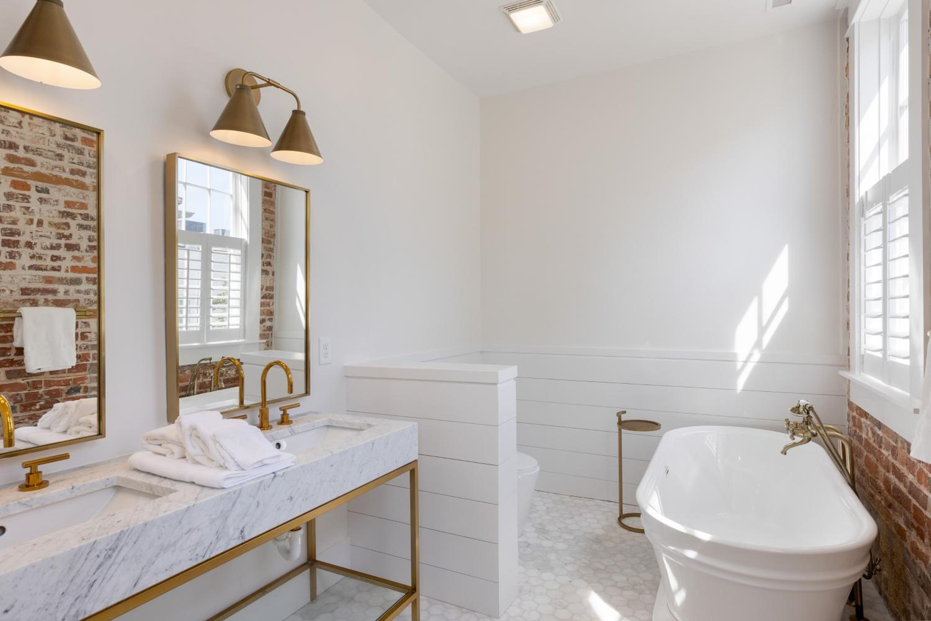 State St B by AvantStay French Quarter Rooftop Aesthetic Design
