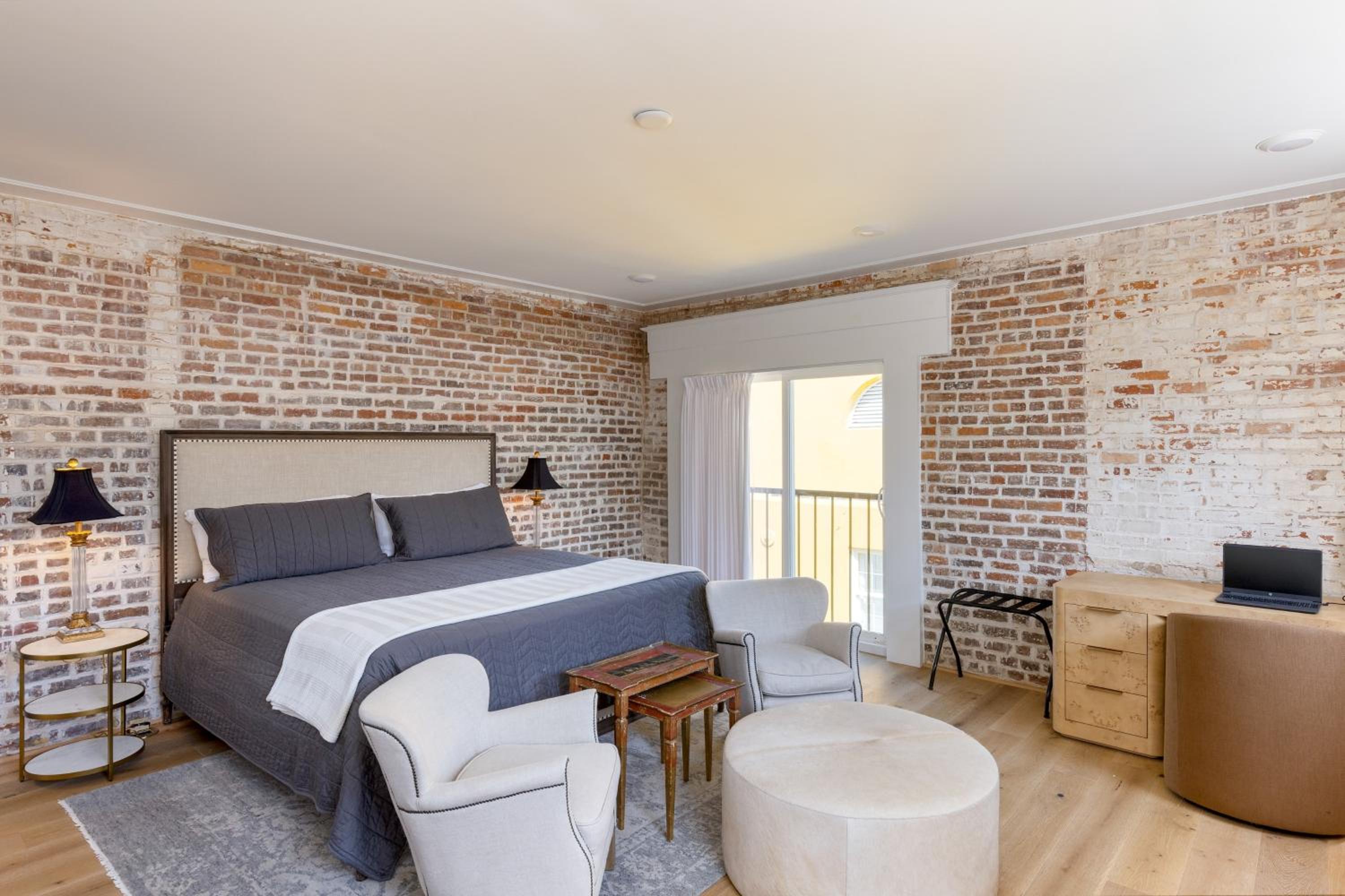 State St B by AvantStay French Quarter Rooftop Aesthetic Design