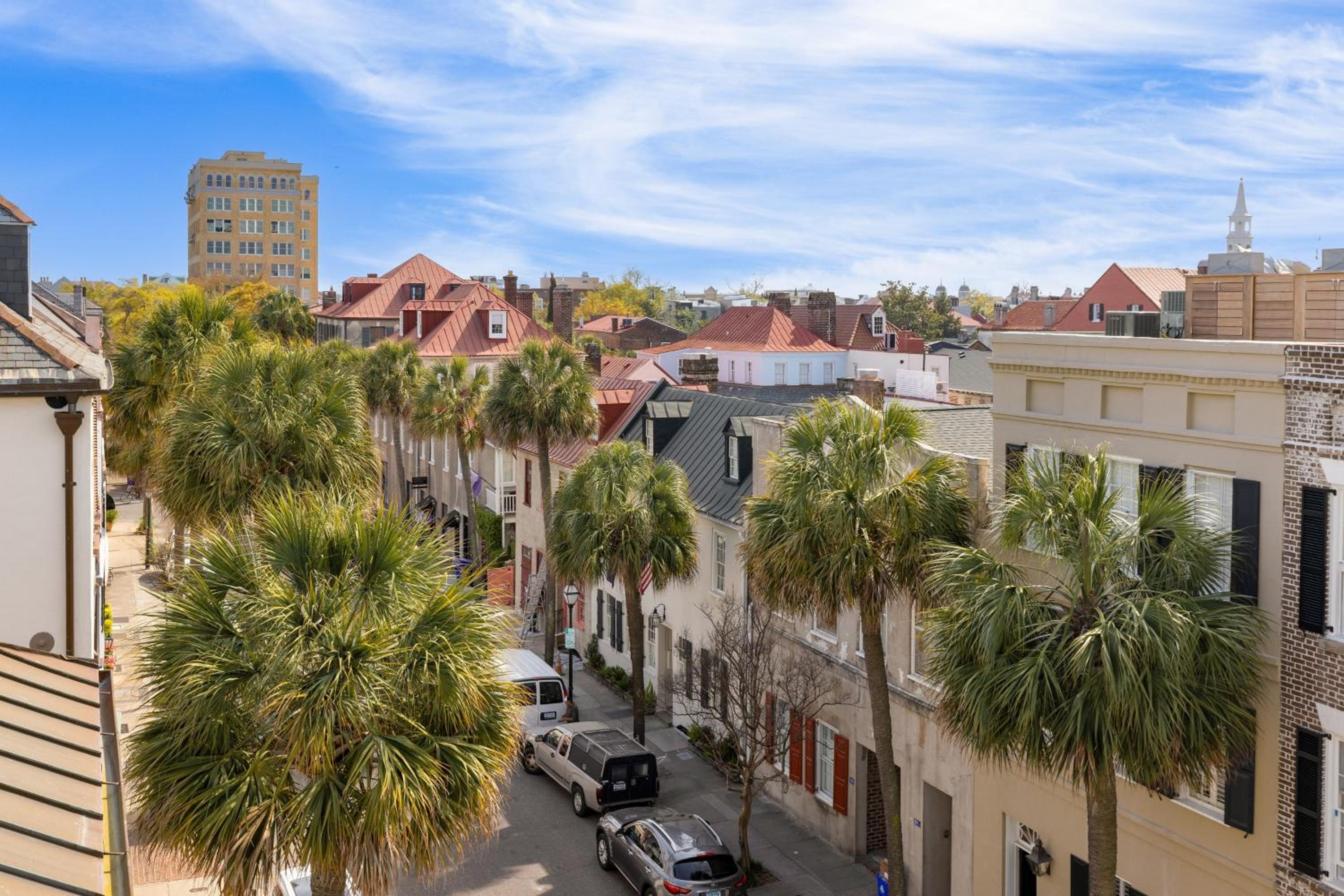 State St B by AvantStay French Quarter Rooftop Aesthetic Design