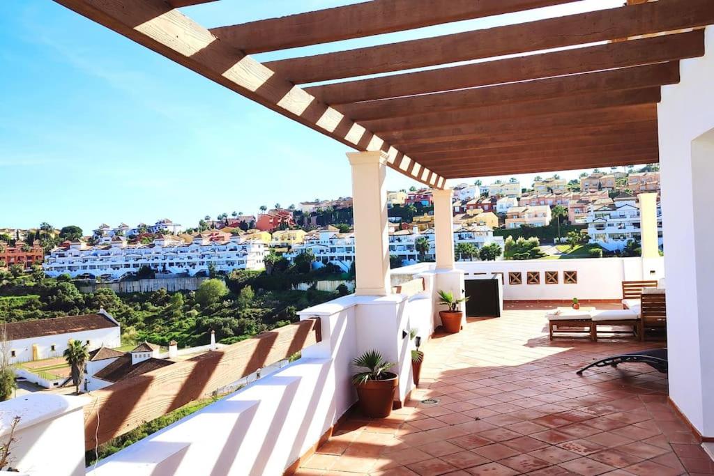 Ático con vistas al mar y terraza