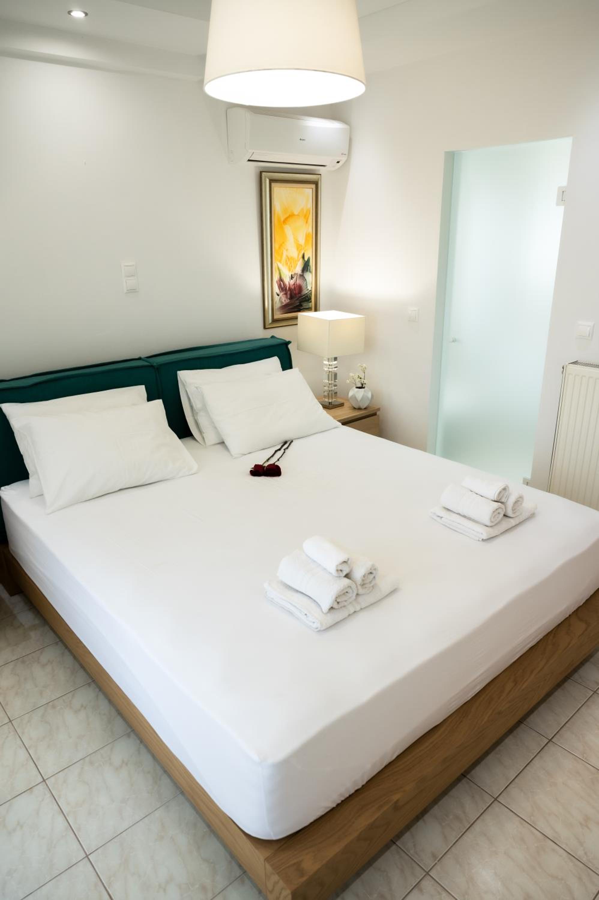 Keratea Luxury Villa -Athens Airport