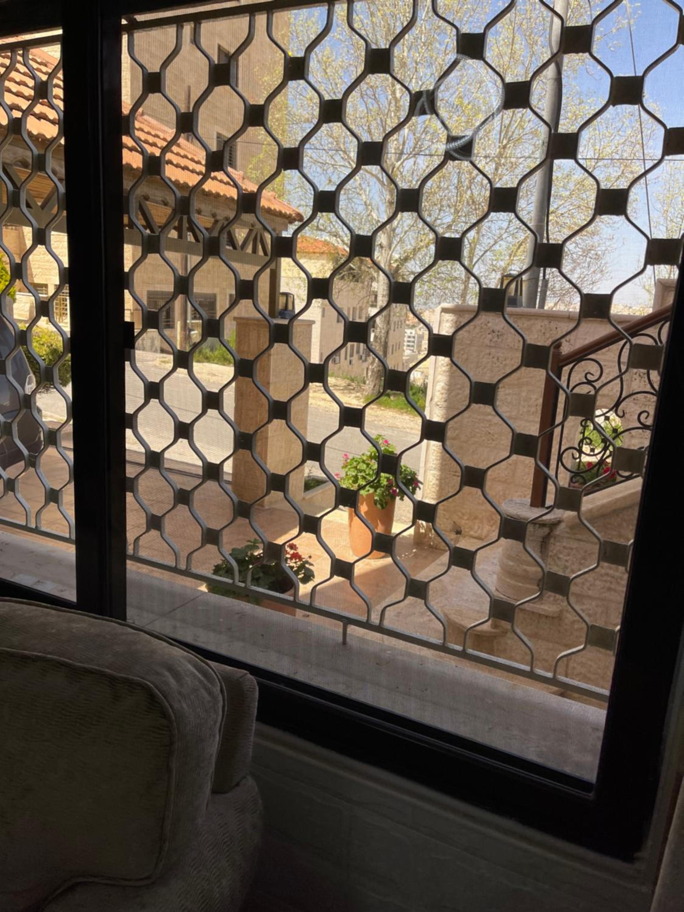 Beautiful & Cozy Newly remodeled 2 Bedroom view 2