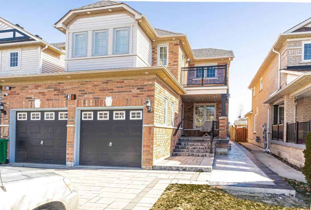 French Charm in Brampton 2 Bdrm Apt