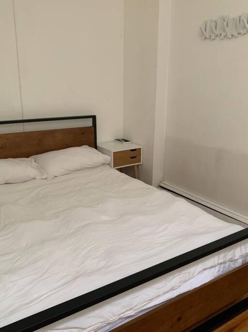 Beautiful & Massive 4 bdr with Bonus Perks!