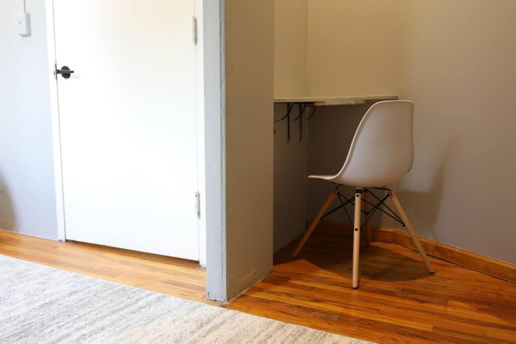 Beautiful & Massive 4 bdr with Bonus Perks!