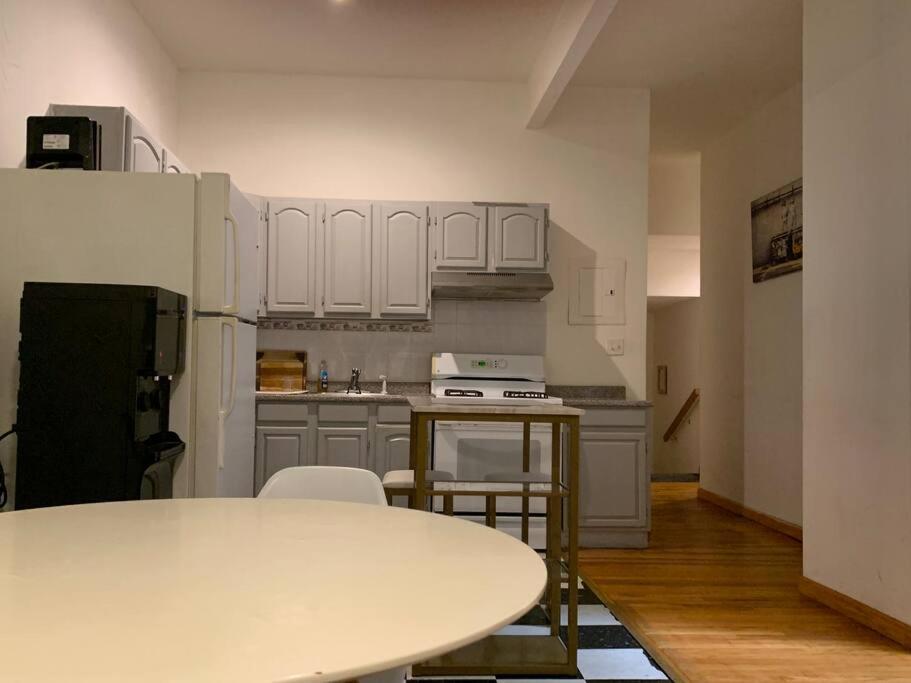 Beautiful & Massive 4 bdr with Bonus Perks!