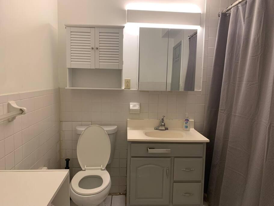 Beautiful & Massive 4 bdr with Bonus Perks!