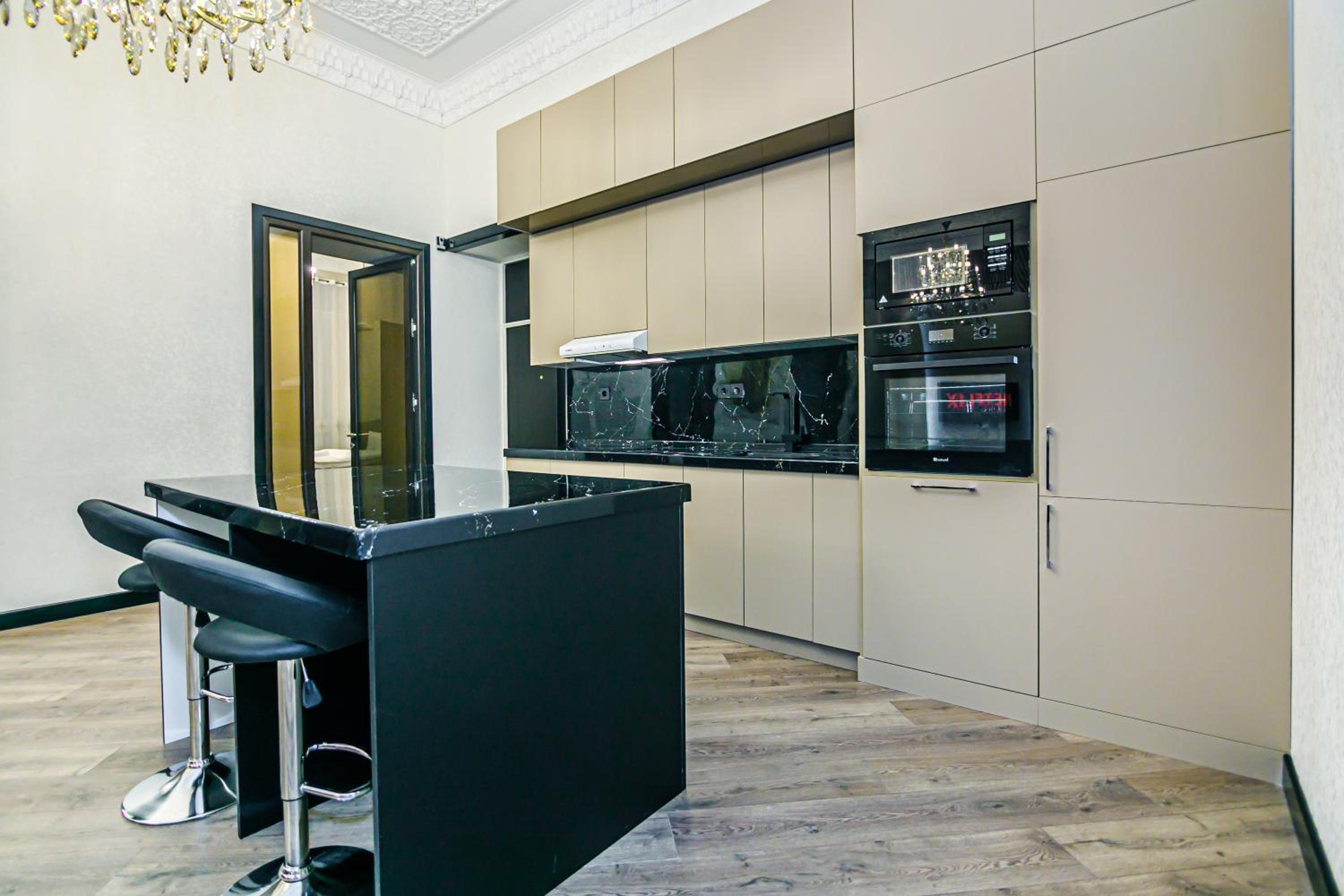 Apartment on Nizami 93