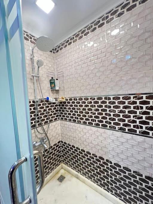 3-Bedroom City Apartment Cairo AdDoqqi