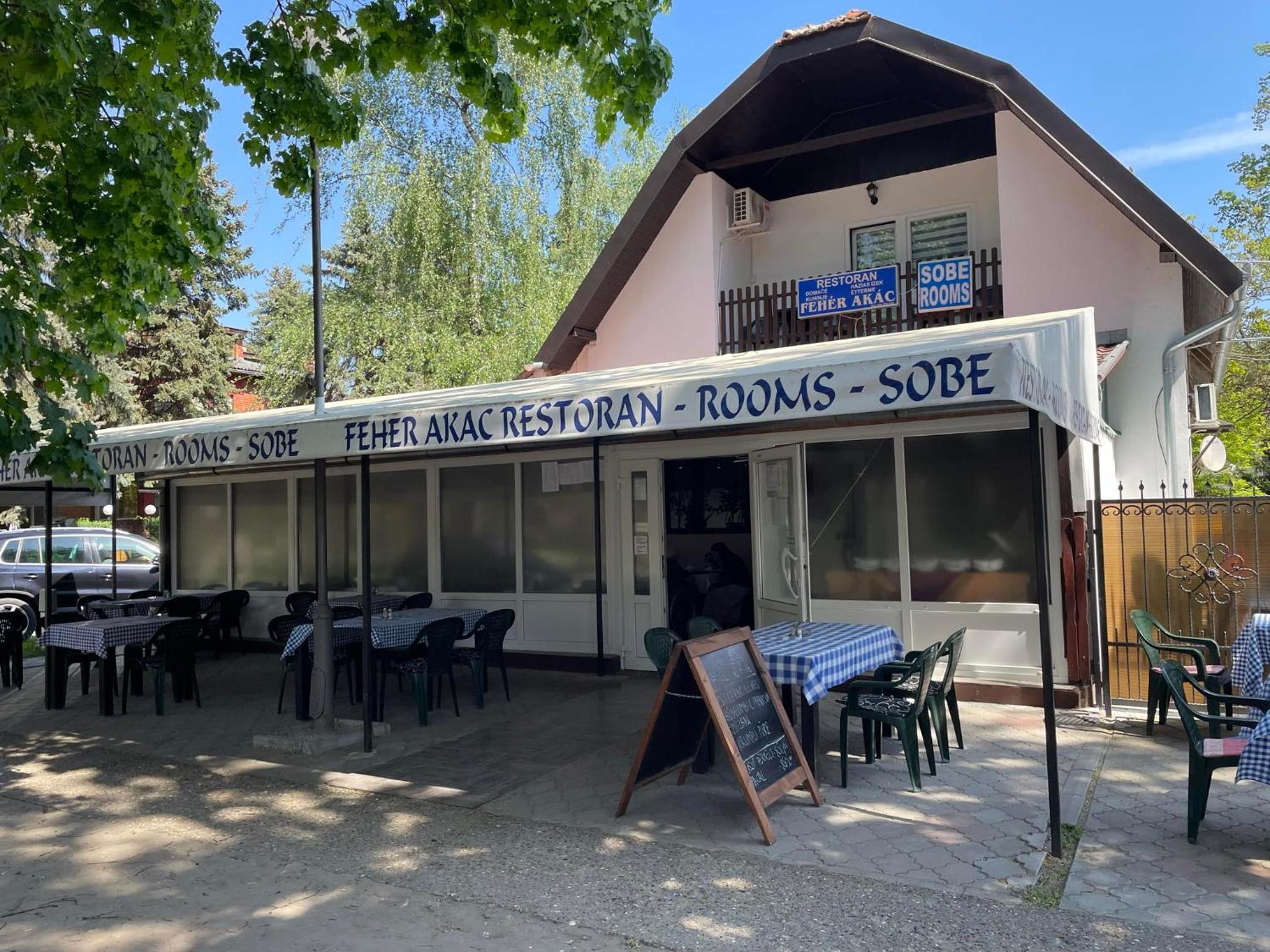Feher Akac Guest House