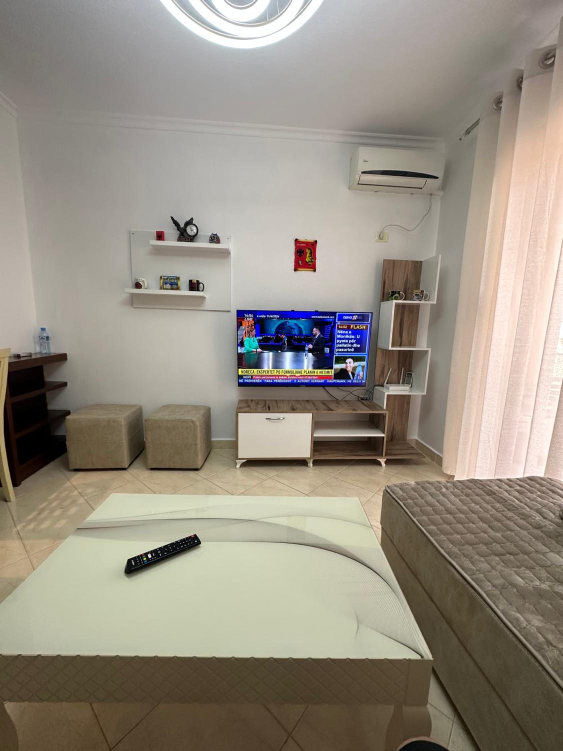 Henry’s beach apartment