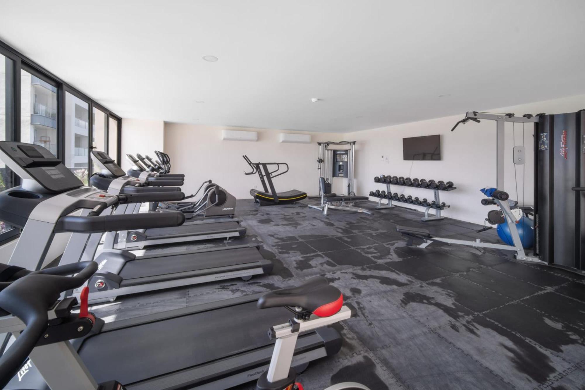 BALTIA Luxurious One Bedroom Ap