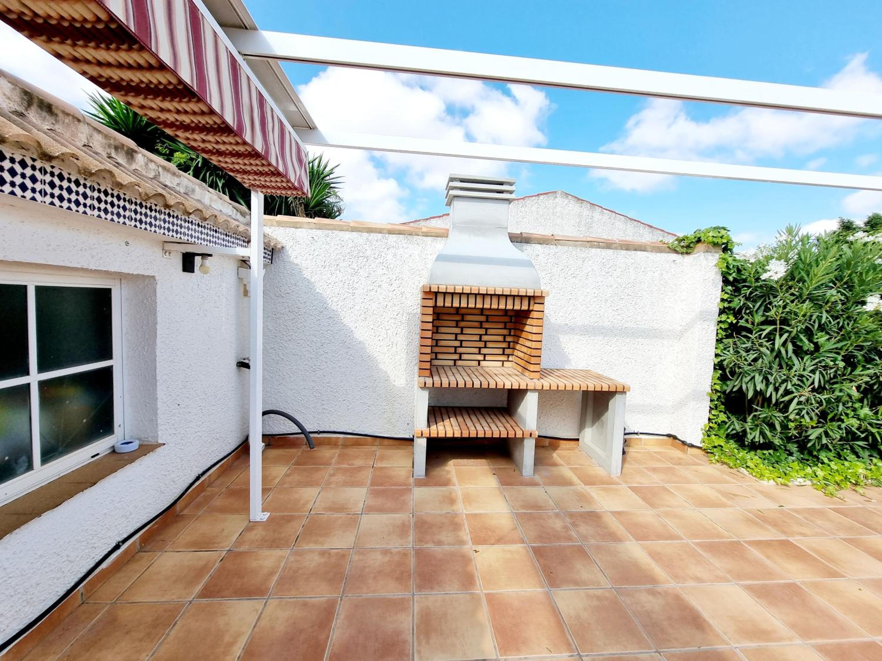 Charming Villa with Private Pool in Urb La Siesta Torrevieja view 3