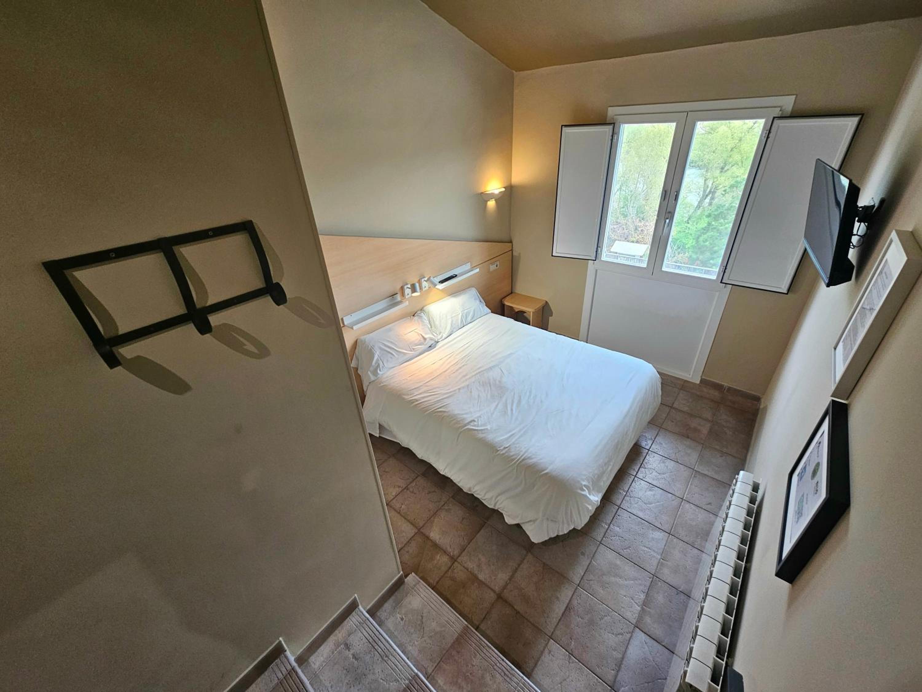 Hostal JP y Estudios view 2