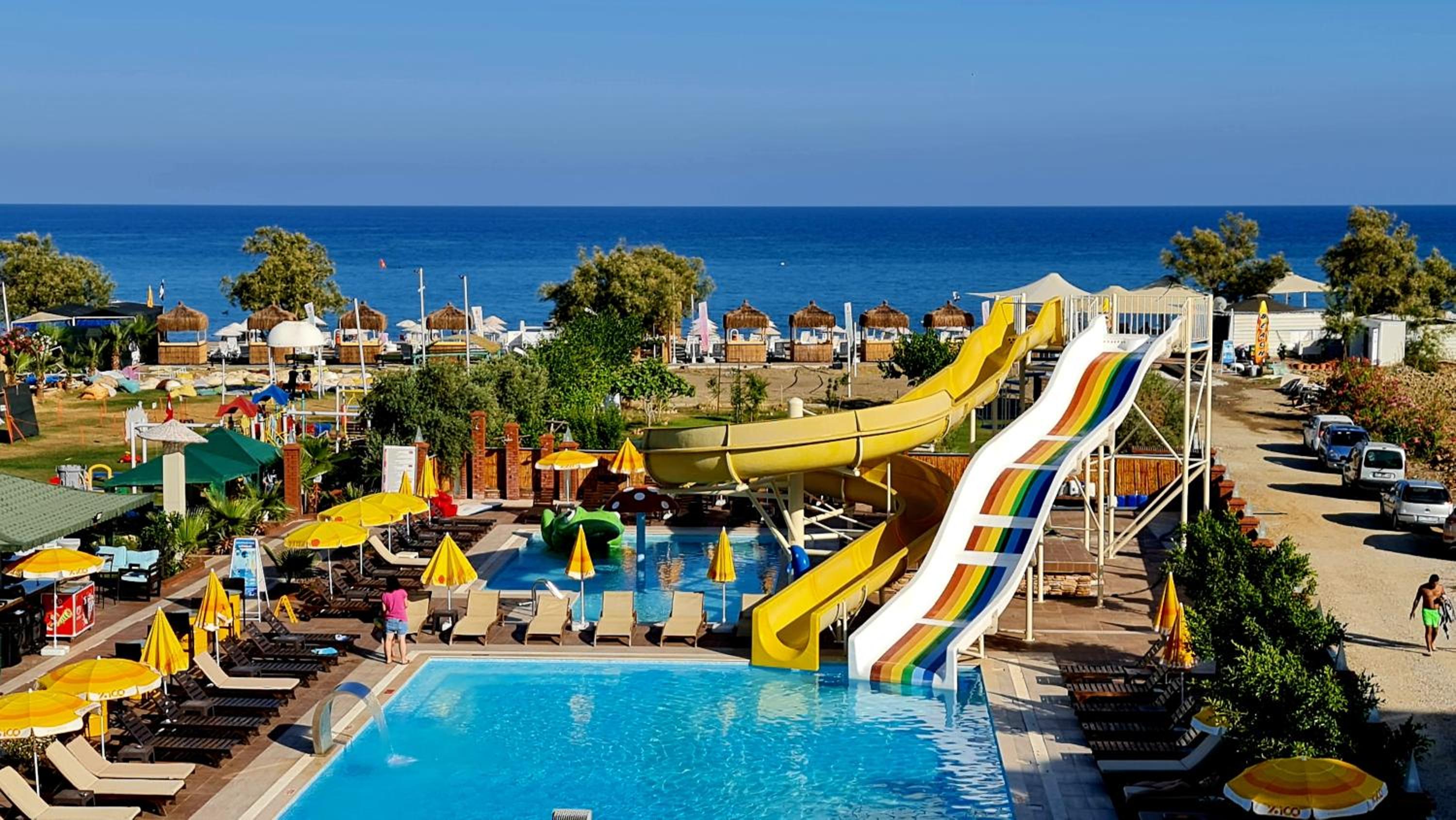 Unluselek Hotel