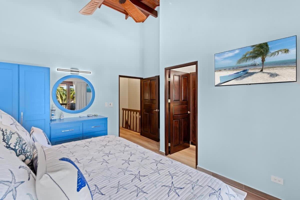 Stylish 2-Bedroom Beach Condo with Ocean-View Deck, Lush Pool Area & 2-Minute Walk to Flamingo Beach