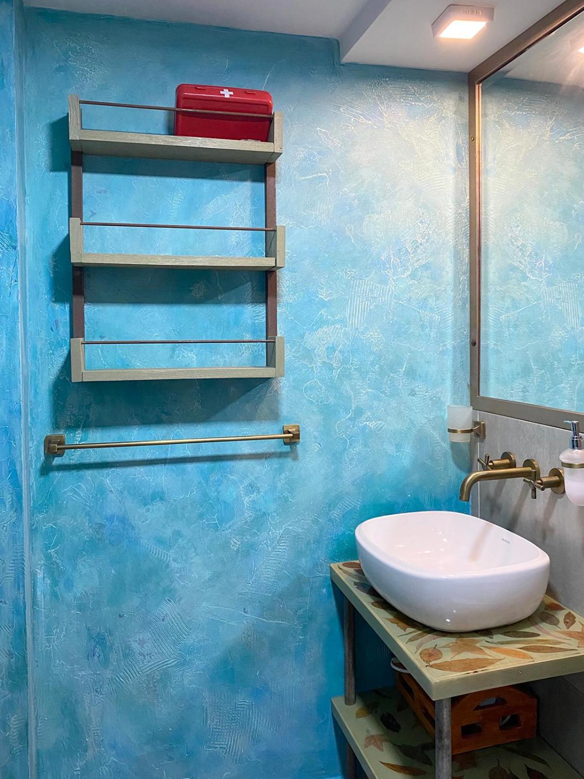 Container convertido en acogedor apartamento