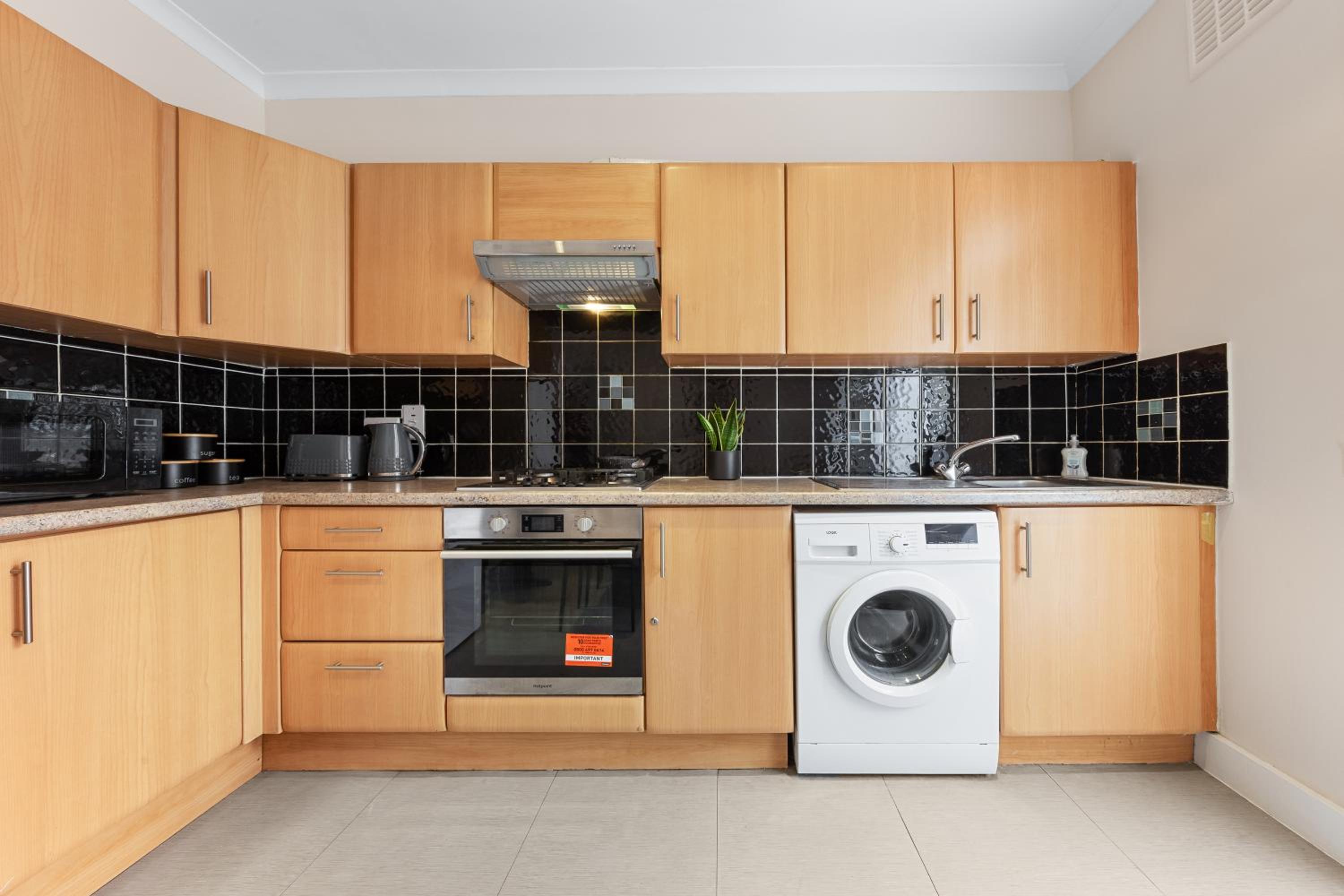 Serviced Duplex in Paddington, near Hyde Park Marble Arch, W2 London