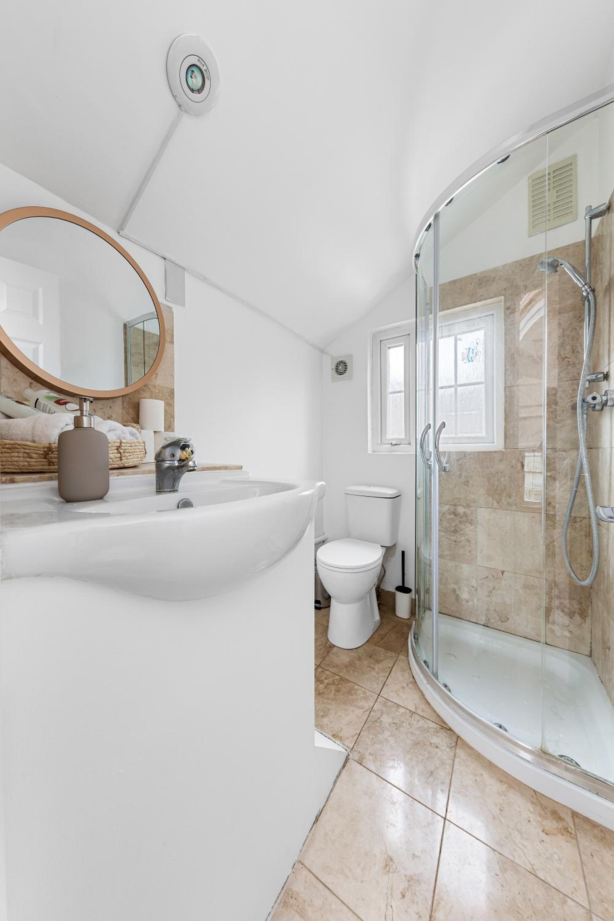Serviced Duplex in Paddington, near Hyde Park Marble Arch, W2 London