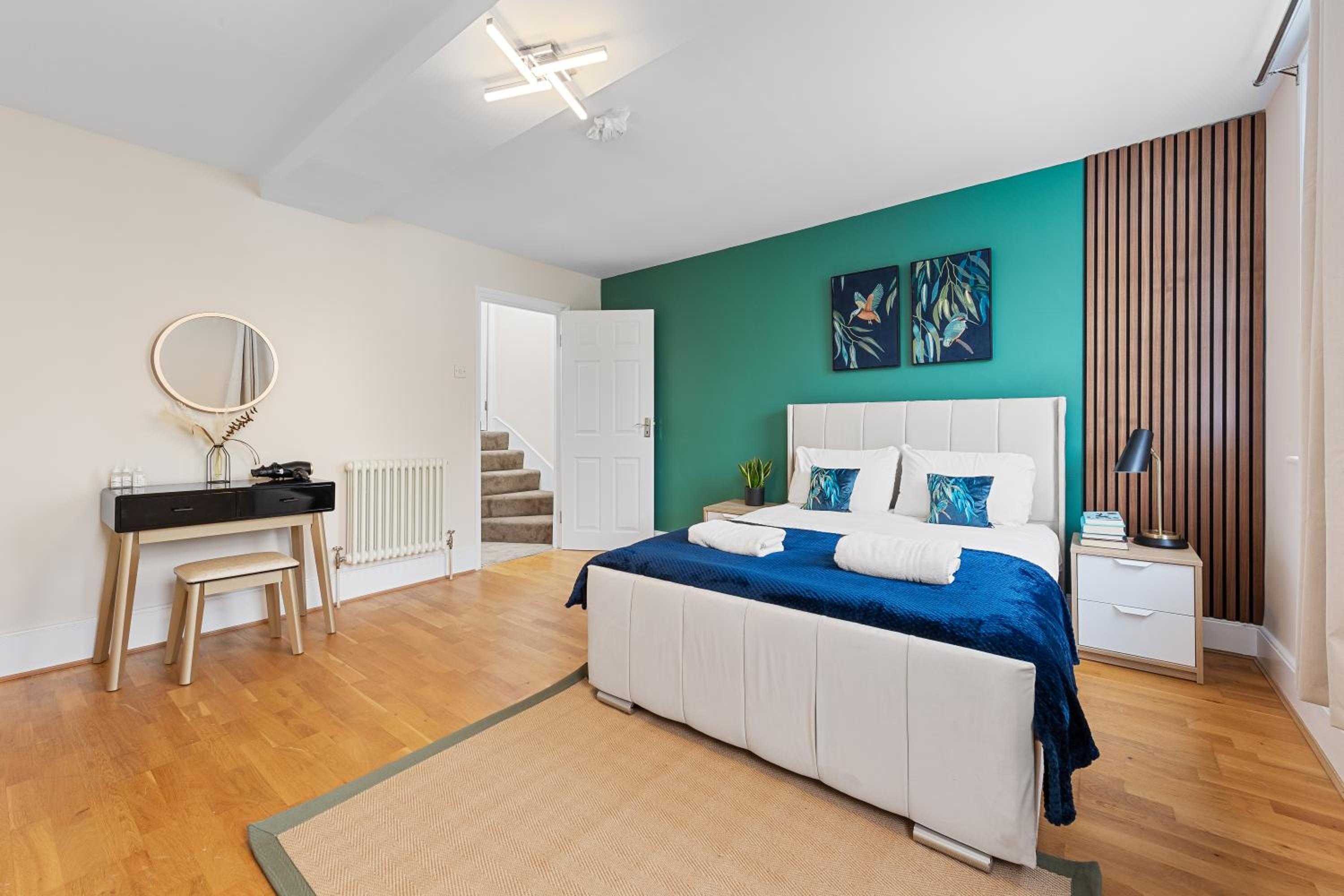 Serviced Duplex in Paddington, near Hyde Park Marble Arch, W2 London