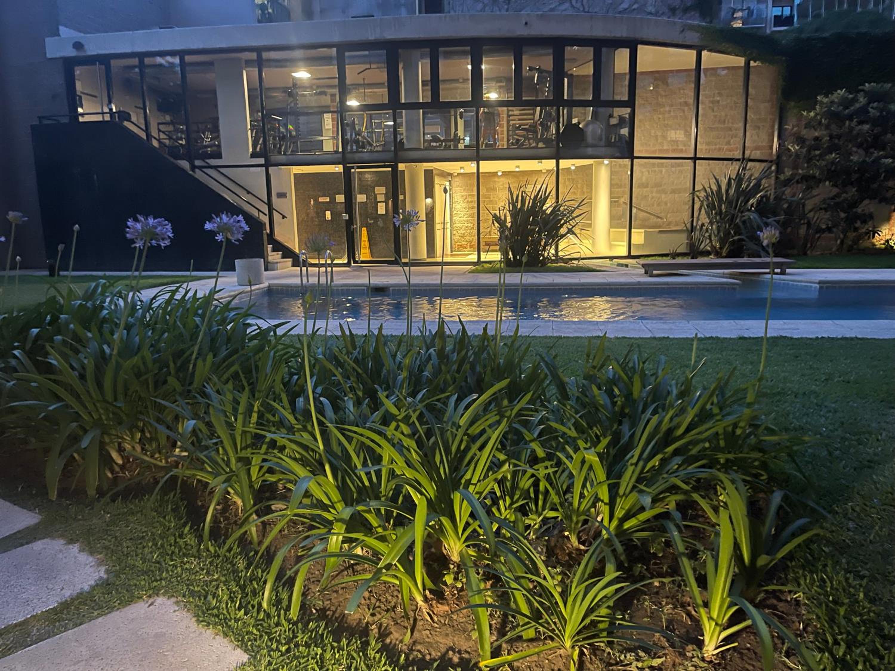 Jardines Full Amenities Vista al Rio