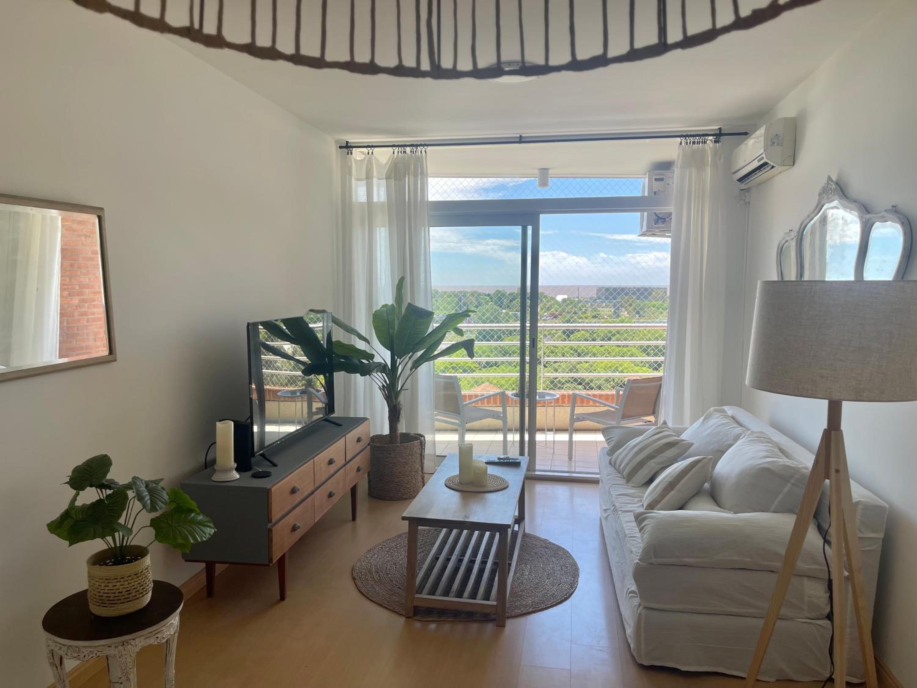 Jardines Full Amenities Vista al Rio