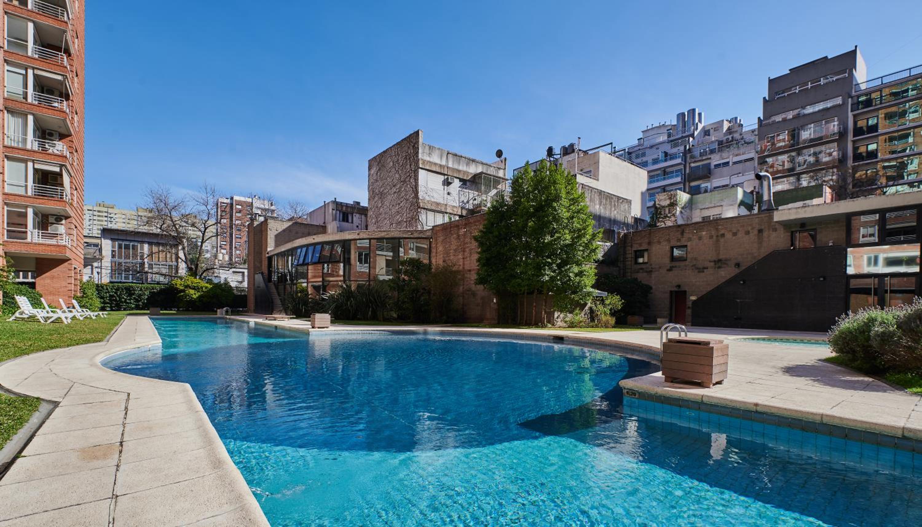 Jardines Full Amenities Vista al Rio