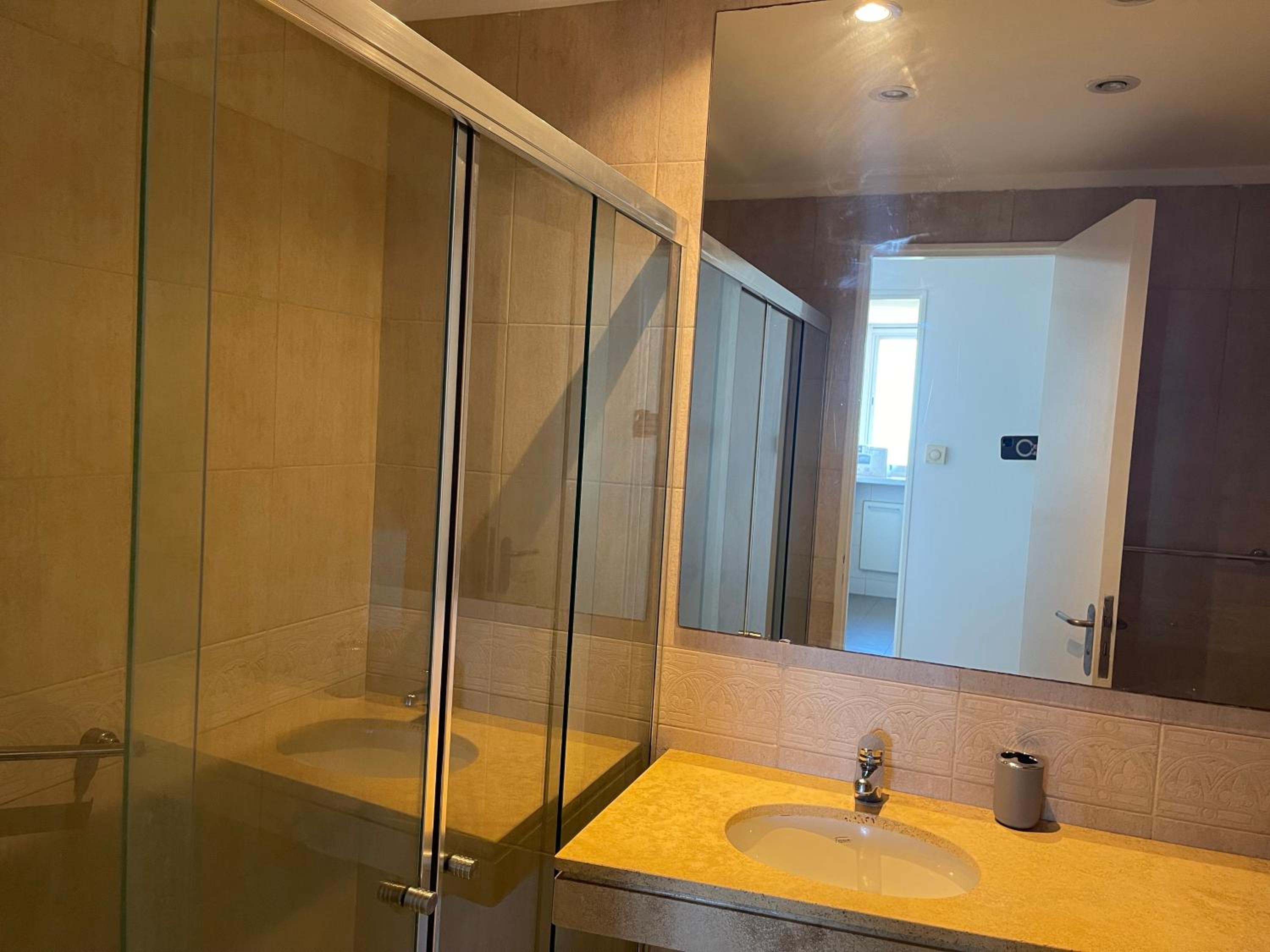 Jardines Full Amenities Vista al Rio