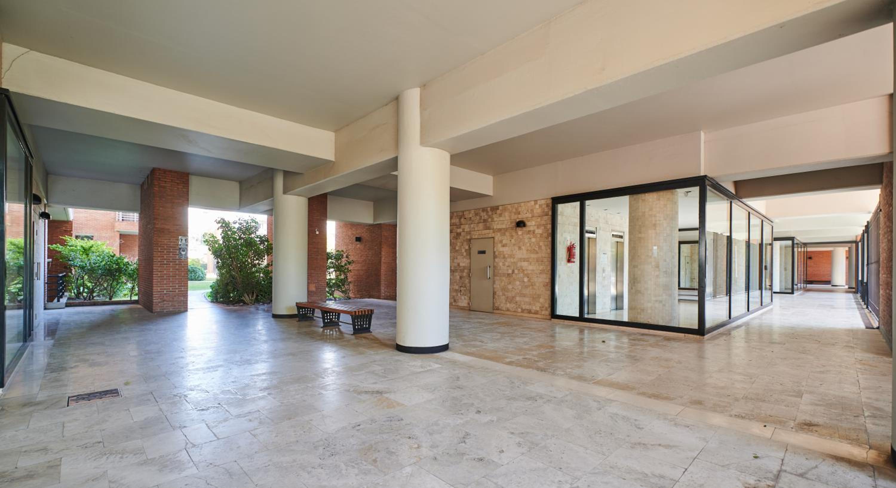Jardines Full Amenities Vista al Rio